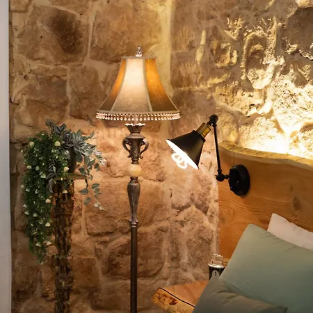 Traditional With Maltese Internal Court Yard - Designed With Traditional Stone And Tiling *