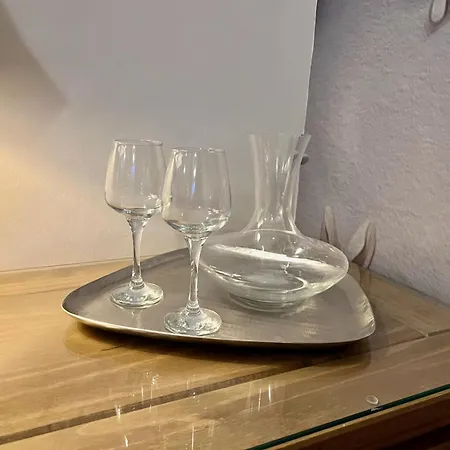 Traditional With Maltese Internal Court Yard - Designed With Traditional Stone And Tiling