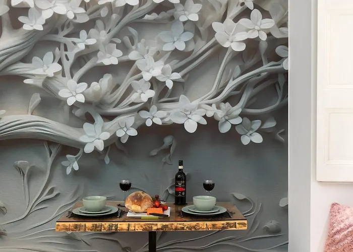 Traditional With Maltese Internal Court Yard - Designed With Traditional Stone And Tiling *