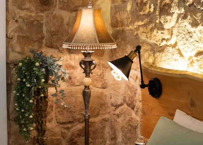 Traditional With Maltese Internal Court Yard - Designed With Traditional Stone And Tiling *